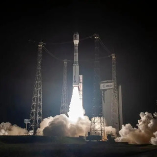 Il satellite cinese-europeo Smile invia le prime immagini dallo spazio