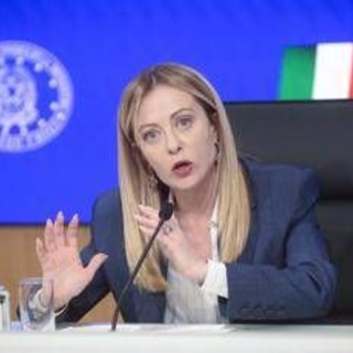 Lavoro, via libera a decreto. Meloni: "Patto con imprese e sindacati, niente ai pirati"
