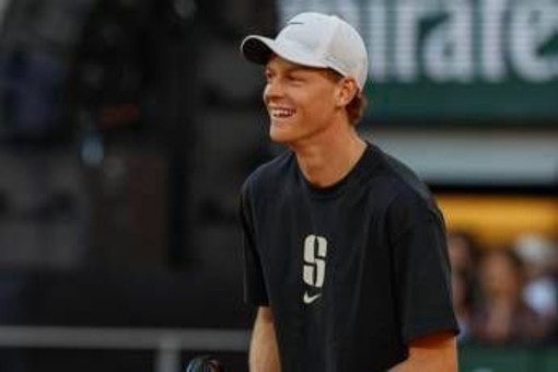 Roland Garros al via, caldo record a Parigi: i big vogliono giocare di sera