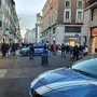 Roma, allarme per valigia abbandonata in via del Corso Roma, allarme per valigia abbandonata in via del Corso