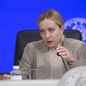 Ue, Meloni “Se vuole essere grande sia capace di difendersi da sola”