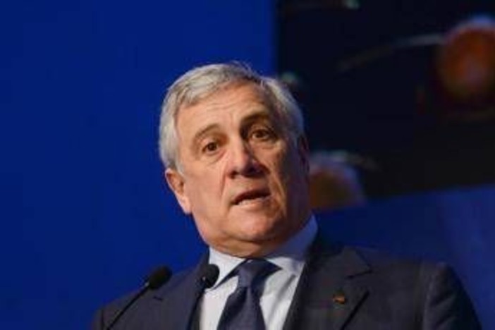 Tajani difende Cirielli: "Non abbiamo rotto relazioni diplomatiche con Russia" Tajani difende Cirielli: "Non abbiamo rotto relazioni diplomatiche con Russia"