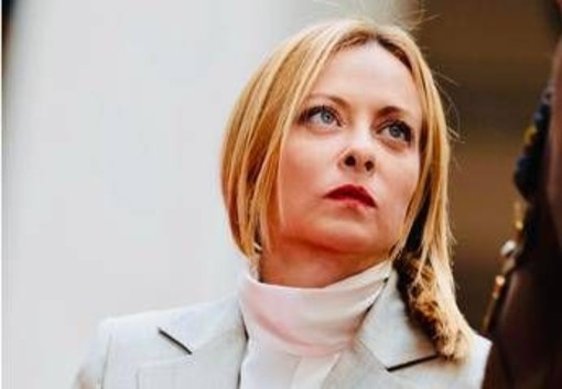 Meloni: "La pace si protegge con la forza, grazie agli italiani in missione" Meloni: "La pace si protegge con la forza, grazie agli italiani in missione"