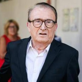 "Vai in pensione", Giuliacci e i meteo-insulti per le previsioni: "Qualche volta rispondo..."