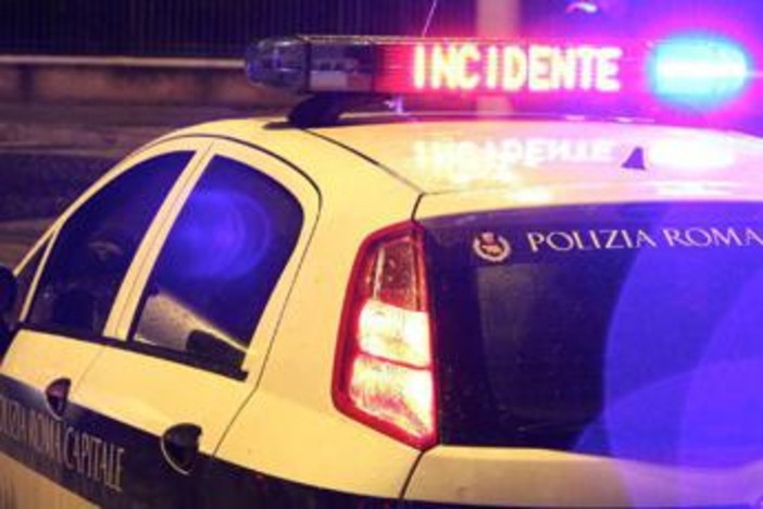 Roma, auto investe e uccide 69enne a Mezzocammino Roma, auto investe e uccide 69enne a Mezzocammino