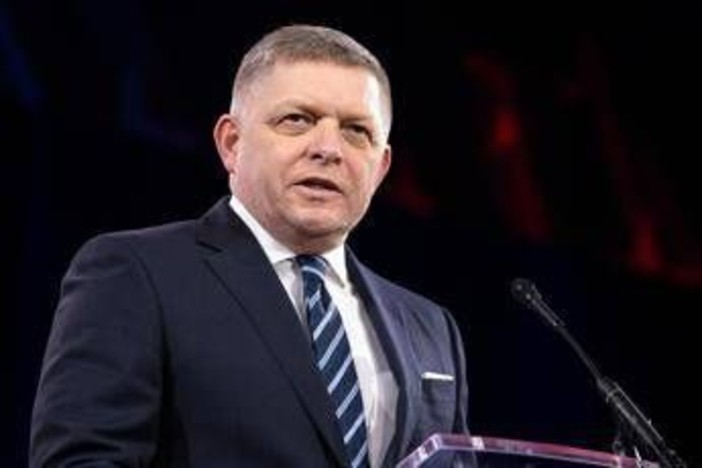 "Fico scioccato per stato psicologico Trump": il retroscena sull'incontro a Mar-a-Lago "Fico scioccato per stato psicologico Trump": il retroscena sull'incontro a Mar-a-Lago