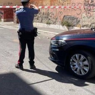 Ancona, ritrovamento choc: cadavere in un garage con un sacchetto in testa, ipotesi omicidio Ancona, ritrovamento choc: cadavere in un garage con un sacchetto in testa, ipotesi omicidio