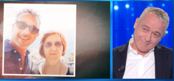 Pierluigi Diaco, la scomparsa della mamma Giovanna: "Non riuscivo più a dare un significato alla vita" Pierluigi Diaco, la scomparsa della mamma Giovanna: "Non riuscivo più a dare un significato alla vita"