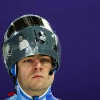 Milano Cortina 2026, Heraskevych perde il ricorso: confermata la squalifica per il casco Milano Cortina 2026, Heraskevych perde il ricorso: confermata la squalifica per il casco