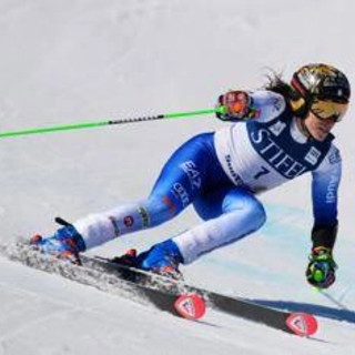 Brignone, paura ai campionati di gigante: cade e viene portata via in elicottero