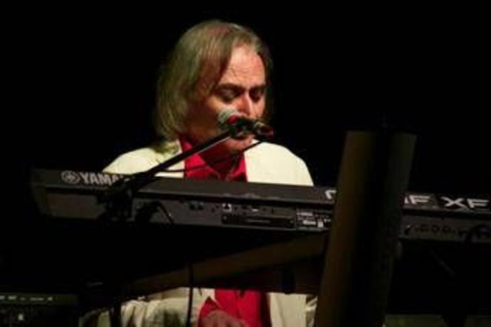 Morto a 78 anni Paki Canzi, voce di 'Donna felicità e frontman del gruppo Nuovi Angeli Morto a 78 anni Paki Canzi, voce di 'Donna felicità e frontman del gruppo Nuovi Angeli