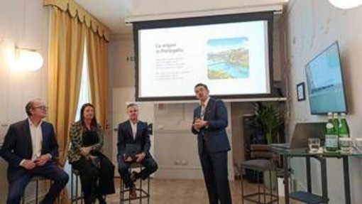 Credito, Dr. Finanza apre in Italia Credito, Dr. Finanza apre in Italia