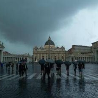 Meteo, arriva il maltempo: pioggia e temporali da Nord a Sud, poi torna il caldo