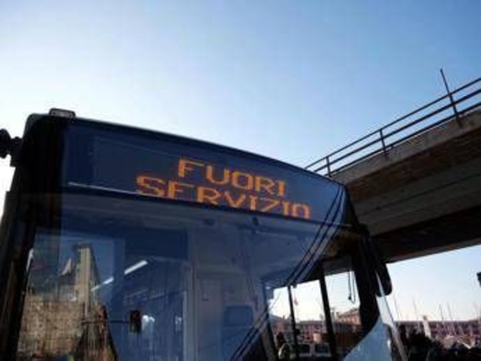 Sciopero 29 maggio, venerdì nero in vista: a rischio treni, bus e metro Sciopero 29 maggio, venerdì nero in vista: a rischio treni, bus e metro