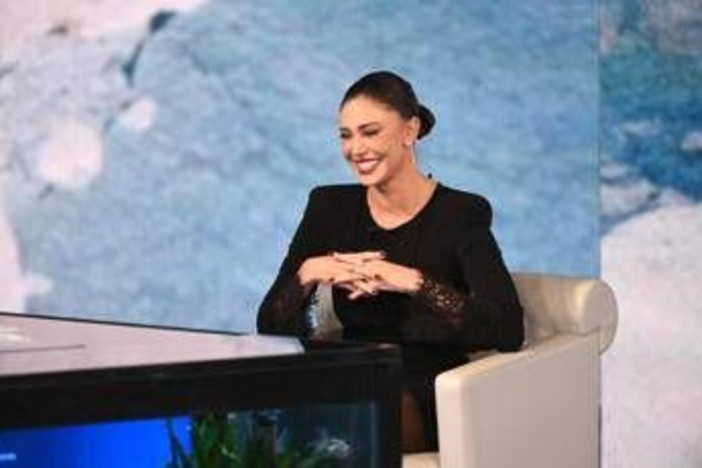 Belen dopo l'emergenza, lo psichiatra: "Depressione? Esiste anche quella da successo" Belen dopo l'emergenza, lo psichiatra: "Depressione? Esiste anche quella da successo"