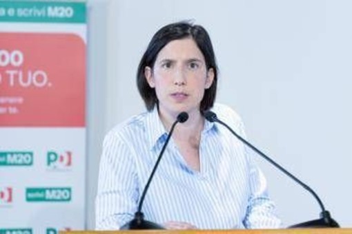 Schlein e i dubbi sulla tenuta del governo Meloni: "Senza visione, facciamoci trovare pronti" Schlein e i dubbi sulla tenuta del governo Meloni: "Senza visione, facciamoci trovare pronti"