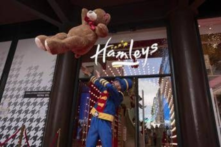 Hamleys, finisce favola in Italia: chiusi negozi brand di giochi più antico del mondo Hamleys, finisce favola in Italia: chiusi negozi brand di giochi più antico del mondo