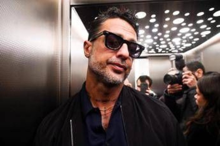 Rimossi i profili social di Fabrizio Corona e Falsissimo