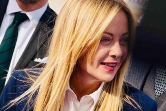 Meloni scala un gradino del podio, il suo è il secondo governo più longevo: nel mirino record Berlusconi II