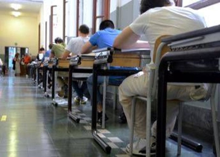Maturità 2026, latino al Classico e matematica allo Scientifico: le materie della seconda prova Maturità 2026, latino al Classico e matematica allo Scientifico: le materie della seconda prova