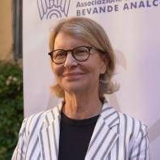 Fisco, Savino (Mef): "Obiettivo è annullare sugar tax, servono certezze" Fisco, Savino (Mef): "Obiettivo è annullare sugar tax, servono certezze"