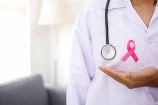 Tumori: Festa della mamma, gruppo Magis con Fondazione Airc per la ricerca
