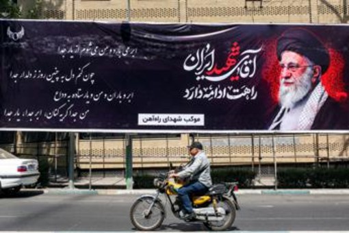 Iran, media: domani colloqui indiretti con Usa su Hormuz
