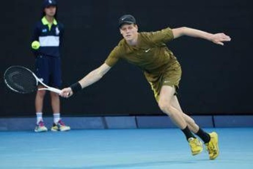 Sinner-Djokovic: orario, precedenti e dove vederla in tv (in chiaro) Sinner-Djokovic: orario, precedenti e dove vederla in tv (in chiaro)