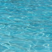 Bimba di 2 anni annega in piscina e muore a Palermo Bimba di 2 anni annega in piscina e muore a Palermo