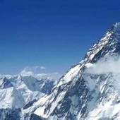 Nepal, ritrovati corpi cinque alpinisti dispersi dopo valanga a novembre: tra loro due italiani