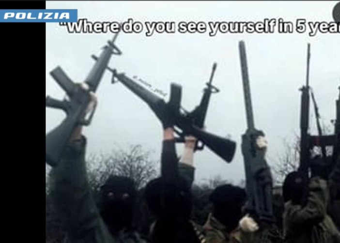 Manuali per bombe e armi in 3d, arrestato estremista nel teramano Manuali per bombe e armi in 3d, arrestato estremista nel teramano