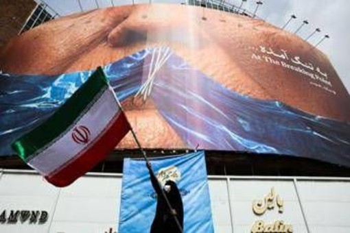 Usa-Iran, 60 giorni senza accordo: il nucleare e lo Stretto di Hormuz restano i nodi Usa-Iran, 60 giorni senza accordo: il nucleare e lo Stretto di Hormuz restano i nodi
