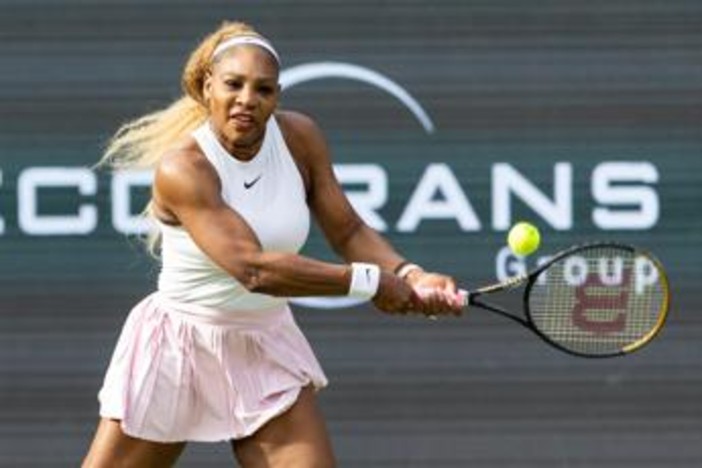 Wimbledon, Serena Williams torna in campo: l'accoglienza è da brividi Wimbledon, Serena Williams torna in campo: l'accoglienza è da brividi