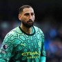 Donnarumma litiga con un tifoso del Liverpool: "Sei un imbroglione"