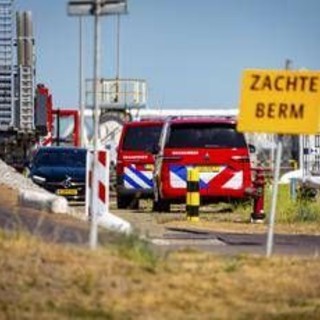 Esplosione al porto di Rotterdam: almeno un morto e decine feriti Esplosione al porto di Rotterdam: almeno un morto e decine feriti