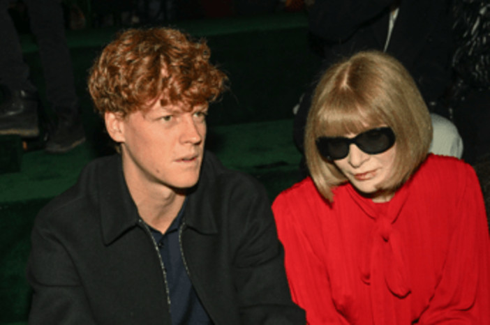 Sinner incontra Anna Wintour alla Fashion Week: "Pechino? Anch'io pensavo di andare" Sinner incontra Anna Wintour alla Fashion Week: "Pechino? Anch'io pensavo di andare"