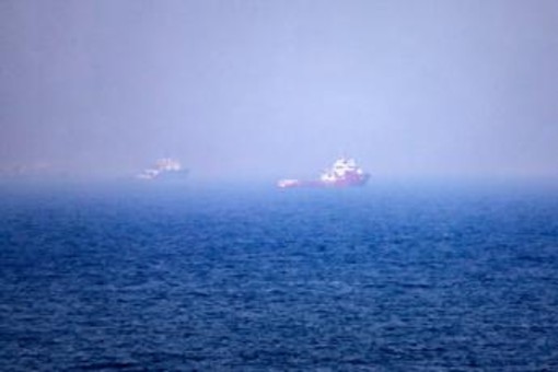 Iran, petroliera colpita in stretto Hormuz. Teheran agli Usa: "Guerrafondai. Nuovi attacchi? Piano di risposta è pronto"