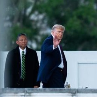 Trump contro il Senato sull'Iran: "Voto inutile". Il tycoon a picco nei sondaggi Trump contro il Senato sull'Iran: "Voto inutile". Il tycoon a picco nei sondaggi