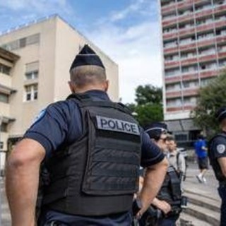 Caos a Marsiglia, studenti in protesta: preside cosparso di benzina e almeno 15 in stato di fermo