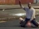 Tenta di decapitare un uomo in strada, choc a Belfast