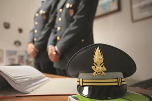 Morta allieva 22enne precipitata da finestra della Scuola Ispettori e Sovrintendenti della Gdf Morta allieva 22enne precipitata da finestra della Scuola Ispettori e Sovrintendenti della Gdf