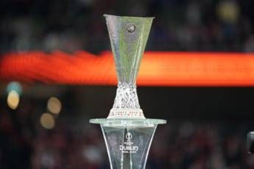 Europa League, oggi il sorteggio per Milan e Juventus: orario, fasce e dove vederlo Europa League, oggi il sorteggio per Milan e Juventus: orario, fasce e dove vederlo