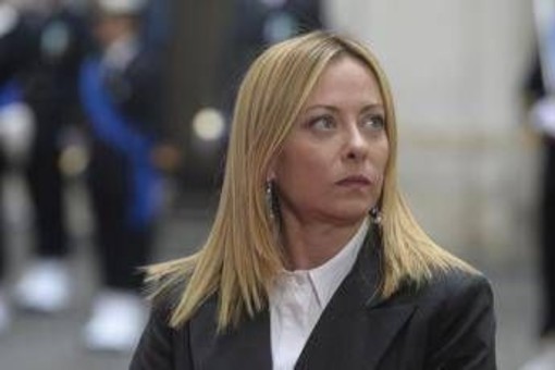 Blitz di Meloni nel Golfo, missione lampo di due giorni in Arabia Saudita, Qatar ed Emirati