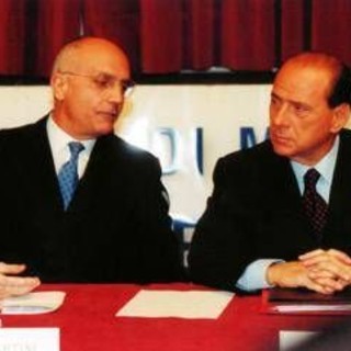 Berlusconi, il racconto di Albertini: "Gli proposi di fare il sindaco di Milano, anche Montanelli lo vedeva bene"