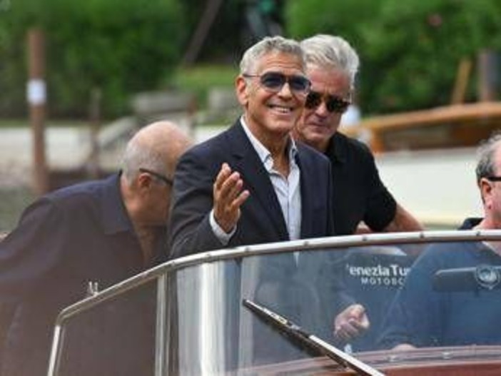 Mostra del Cinema di Venezia, stasera l'apertura con Leone d'oro alla carriera a Clooney Mostra del Cinema di Venezia, stasera l'apertura con Leone d'oro alla carriera a Clooney