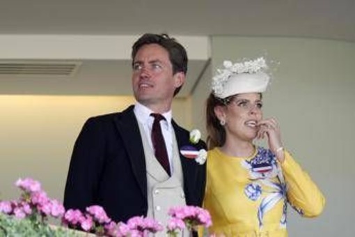 Troppa pressione per il caso Epstein, anche la principessa Beatrice vuole trasferirsi all'estero