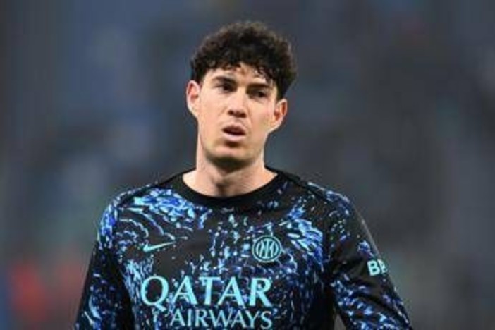 Bastoni, anno da incubo: da simulazione in Inter-Juventus a rosso con Italia e indagine per prostituzione minorile Bastoni, anno da incubo: da simulazione in Inter-Juventus a rosso con Italia e indagine per prostituzione minorile