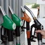 Caro carburanti, prezzo benzina e diesel in aumento anche oggi: quanto costano al litro