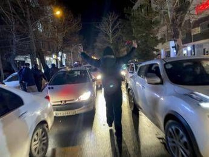 Proteste in Iran, Trump: "Se Teheran ucciderà ancora, colpiremo molto duramente" Proteste in Iran, Trump: "Se Teheran ucciderà ancora, colpiremo molto duramente"