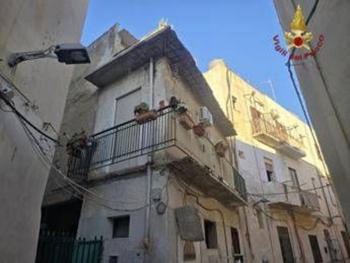 Trapani, crolla il balcone dell'abitazione: morta una donna a Mazara del Vallo